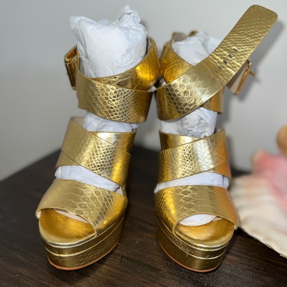 Michael Kors sandals 6 - Picture 2 of 9